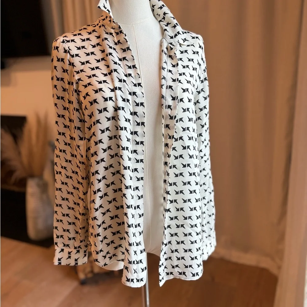 Funky Button Up Blouse - Picture 1 of 3